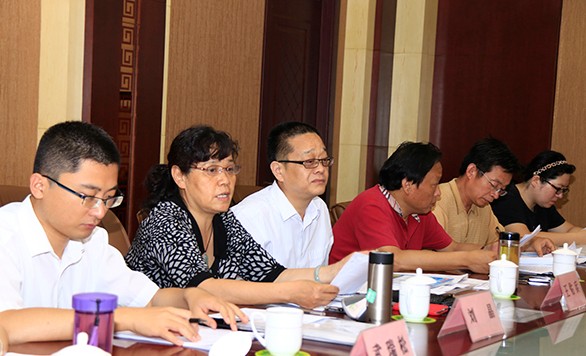 热烈欢迎省市经信委领导及新闻媒体记者莅临中煤集团参观指导